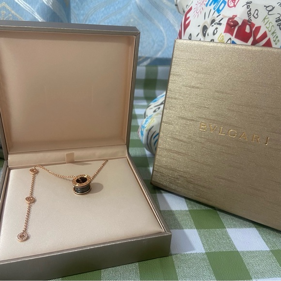 BVLGARI Jewelry - Bulgari Rose Gold Pendant Necklace